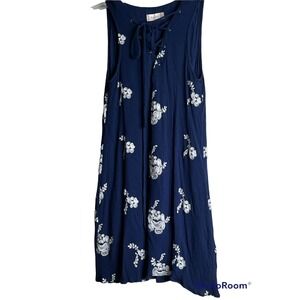 altar'd state Women's  S Dress Navy/White Embroidered Flowers Rayon sleeveless
